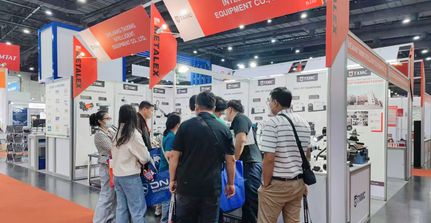 Universal Tool Grinder